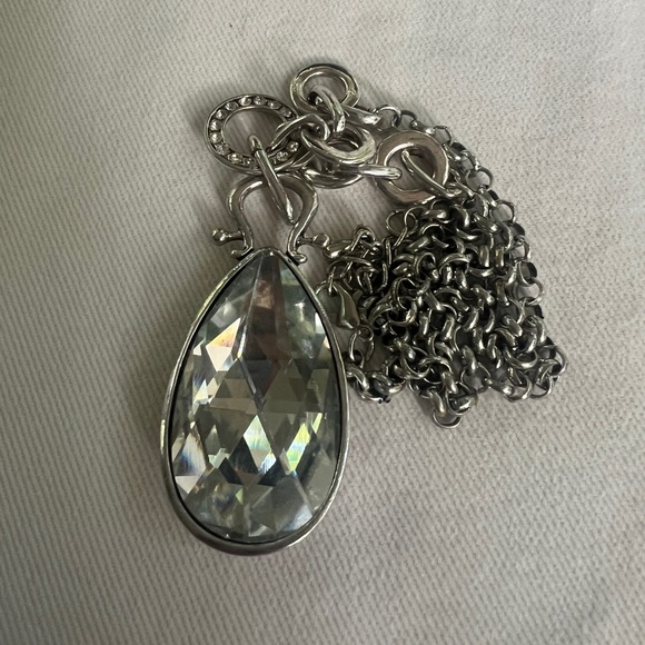 Lula N Lee Long Silver chain necklace with Teardrop Crystal. - Picture 2 of 7
